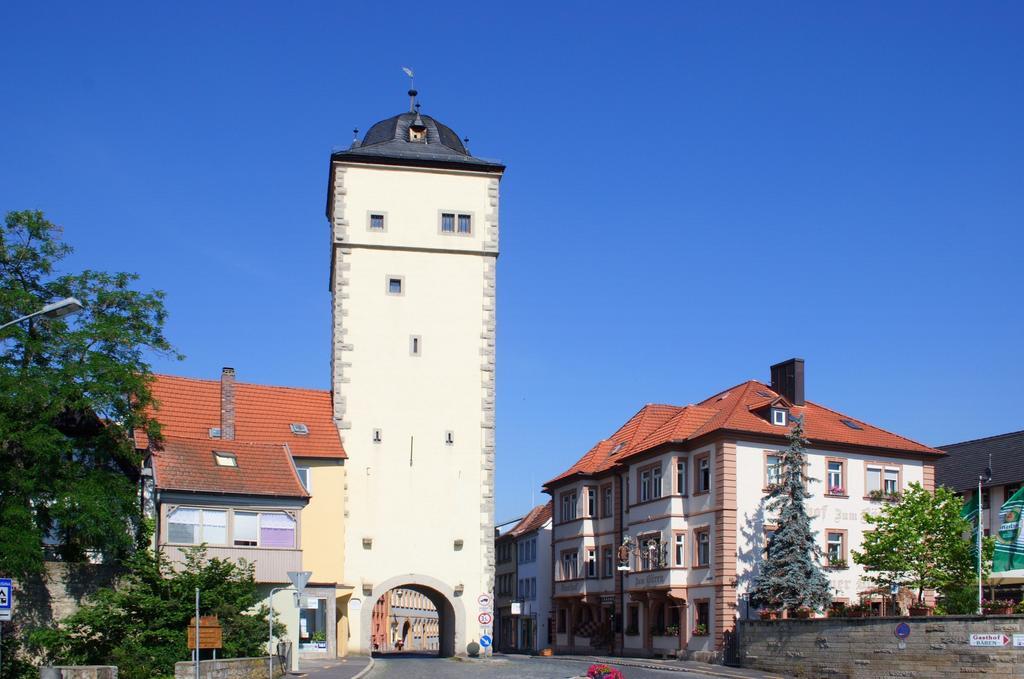 Hotel Gasthof Baren Ochsenfurt Esterno foto